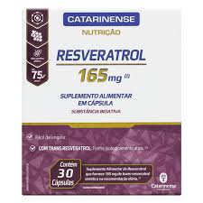 O Resveratrol é um polifenol natural encontrado principalmente na casca da uva roxa e em alimentos como amendoim e cacau. Reconhecido por seu potente efeito antioxidante, ele atua diretamente no combate aos radicais livres, ajudando a prevenir o envelhecimento precoce e a promover a saúde celular. A versão de Resveratrol 165 mg é ideal para quem busca um suporte diário eficaz à saúde cardiovascular, ao sistema imunológico e à longevidade. Estudos científicos indicam que o resveratrol pode contribuir para a regulação da pressão arterial, melhora da circulação sanguínea e proteção das paredes dos vasos, favorecendo um coração mais saudável. Além disso, ele auxilia na proteção neurológica e pode ter efeitos positivos na memória e nas funções cognitivas. Outro benefício notável do resveratrol é sua possível ação moduladora sobre processos inflamatórios e metabólicos, podendo colaborar com o controle dos níveis de colesterol e com a sensibilidade à insulina, o que o torna um aliado também no cuidado com a saúde metabólica. Este suplemento é indicado para adultos que desejam prevenir doenças crônicas, envelhecer com qualidade e manter uma rotina mais ativa e saudável. O uso contínuo de Resveratrol 165 mg deve ser aliado a uma alimentação equilibrada e hábitos saudáveis para alcançar os melhores resultados. Destaques do produto: Ação antioxidante poderosa Apoio à saúde cardiovascular e cerebral Auxílio no combate ao envelhecimento precoce Cápsulas práticas de alta concentração Recomendações de uso: Ingerir uma cápsula ao dia, preferencialmente com uma refeição ou conforme orientação de um profissional de saúde. Invista em você com Resveratrol 165 mg – mais saúde, mais vida!